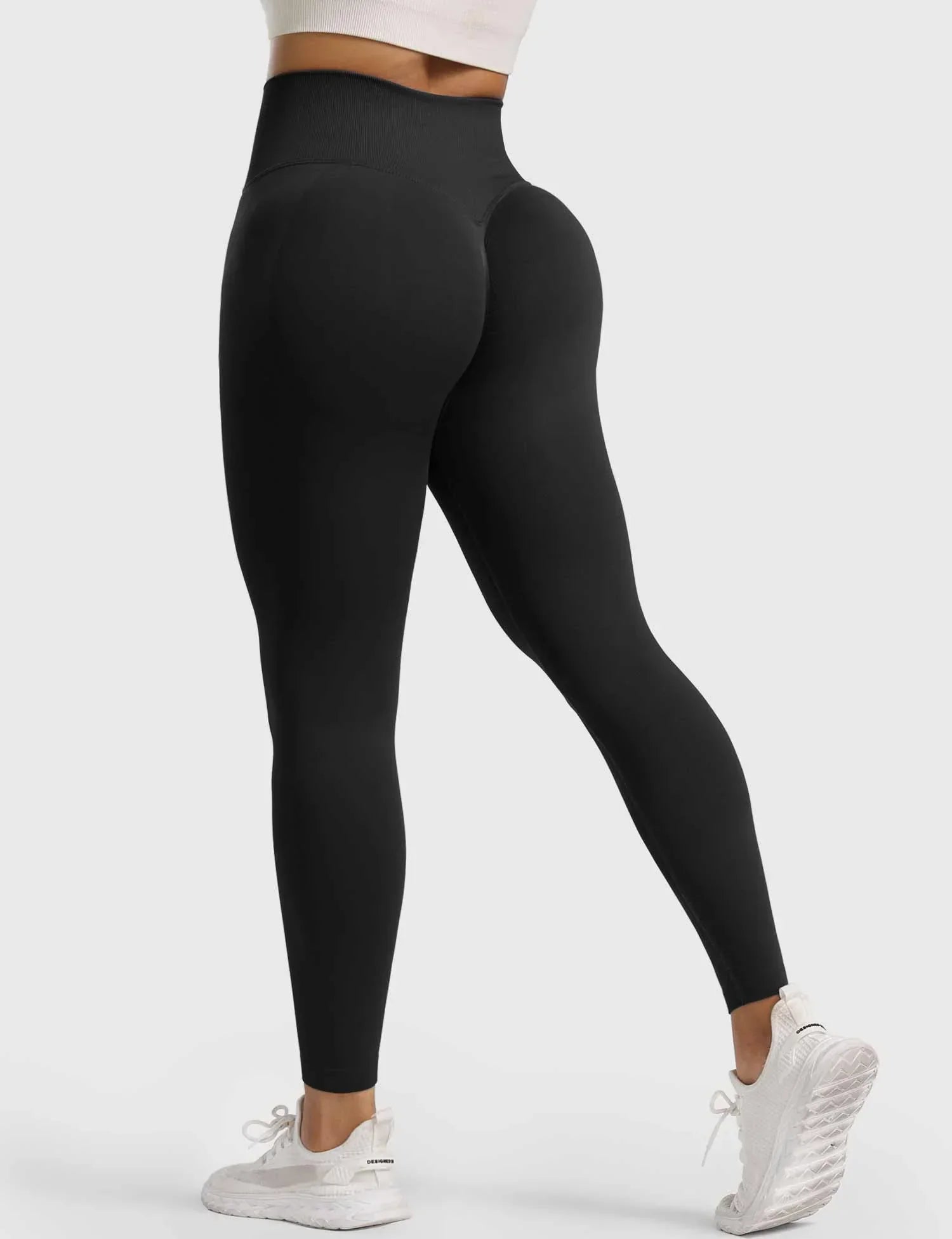 smoothLiftLeggings.webp